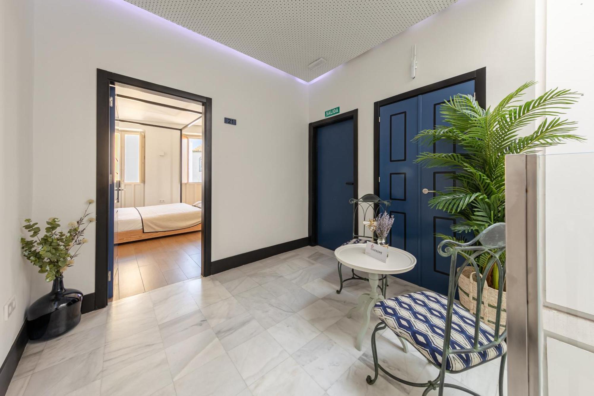 Hotel Nuea Cicerone Sevilla Exterior foto